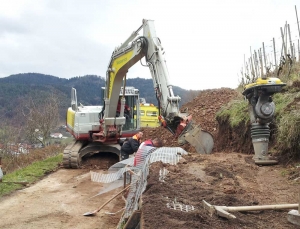 Mietservice, Bagger und Dumper von Stolz Bauunternehmung